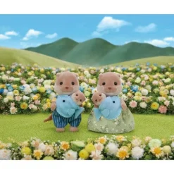 Calico Critters Splashy Otter Family