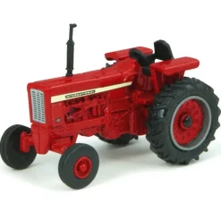 Collect 'N Play - International Harvester Vintage Tractor