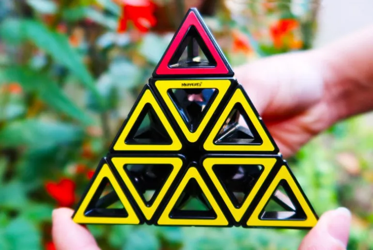 Hollow Pyraminx