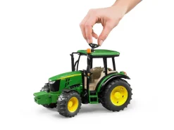 John Deere 5115M with Trailer