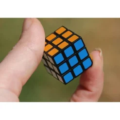 World's Smallest Rubik's Cube 3x3